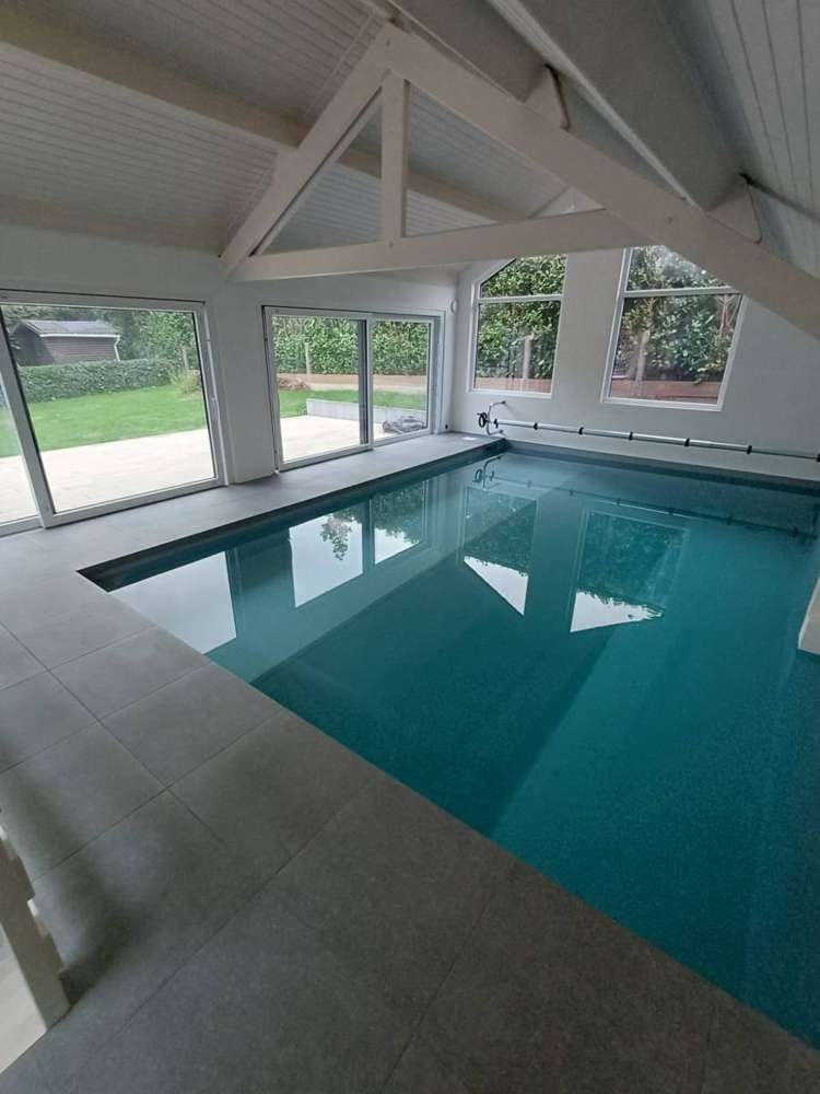 Piscine carrelée